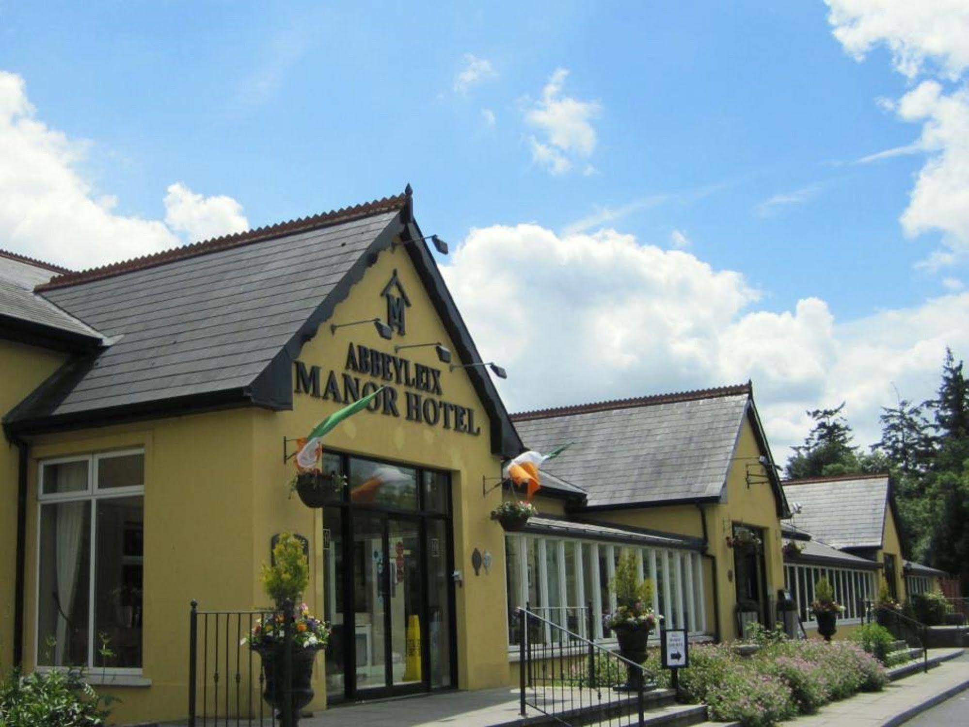 The Manor 3*